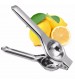 Dụng cụ vắt chanh tiện lợi bằng inox